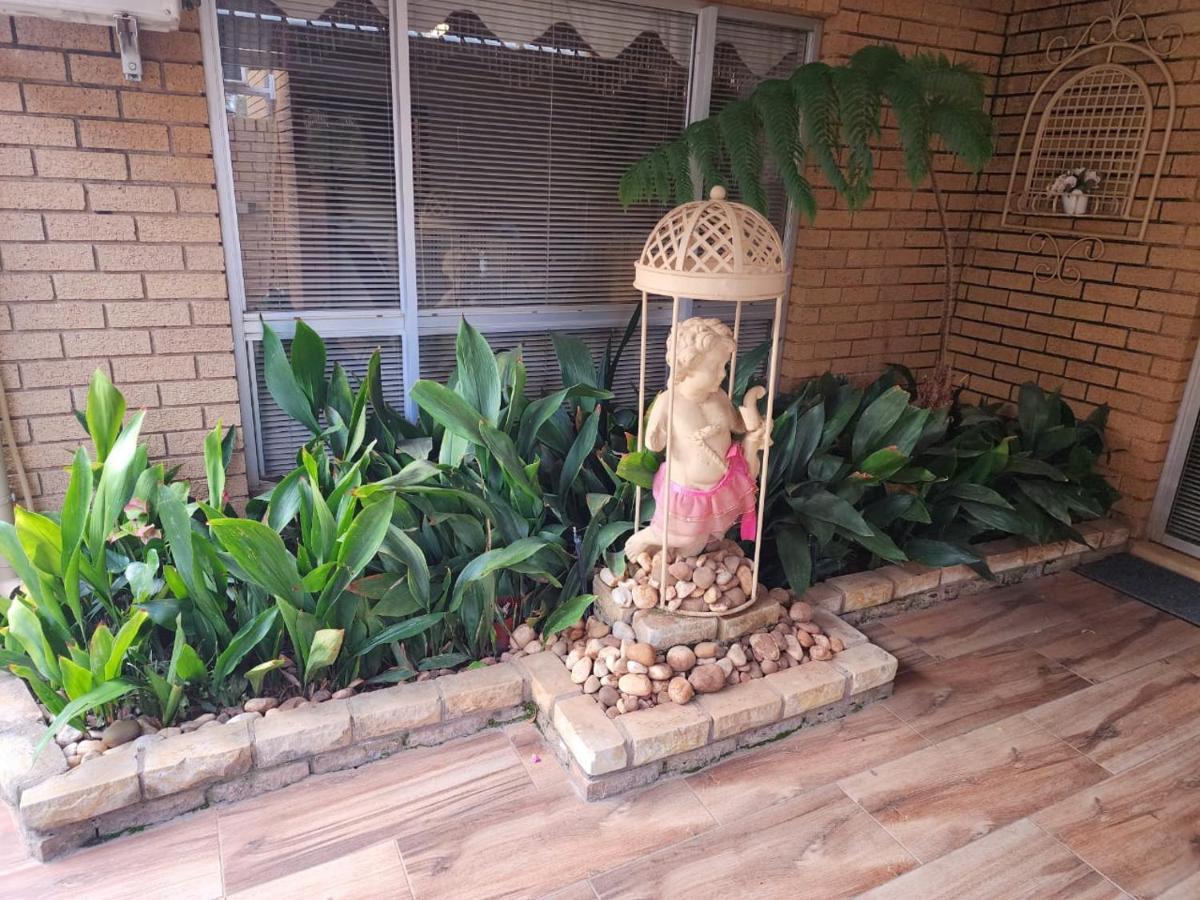 Villa Rose Cottages Bloemfontein Eksteriør billede